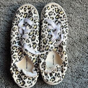 Leopard Print Women’s Shoes with Memory Foam